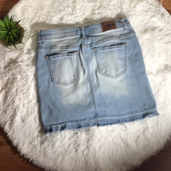 Wild Blue Sadie Frayed Distressed Denim Mini Skirt - Picture 14 of 14